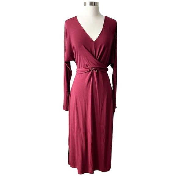 Universal Standard Wrap Front Dress in Cabaret - Picture 3 of 11